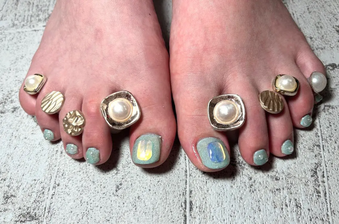 ネイル フットネイル 氷ネイル・うるうるネイル 韓国ネイル Mimi Nailのネイルデザイン