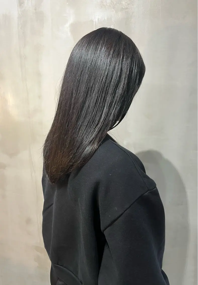 セミロング カラー 透明感カラー カット ヘアカラー トリートメント yuumi/大濠🪷 顔周り/ハイトーンのヘアスタイル