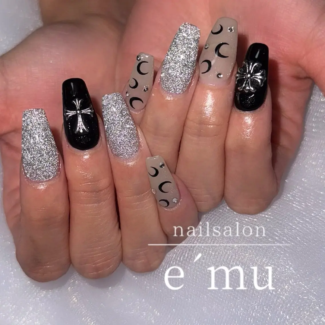 ネイル フラッシュネイル ハンドネイル nailsalon e´muのネイルデザイン