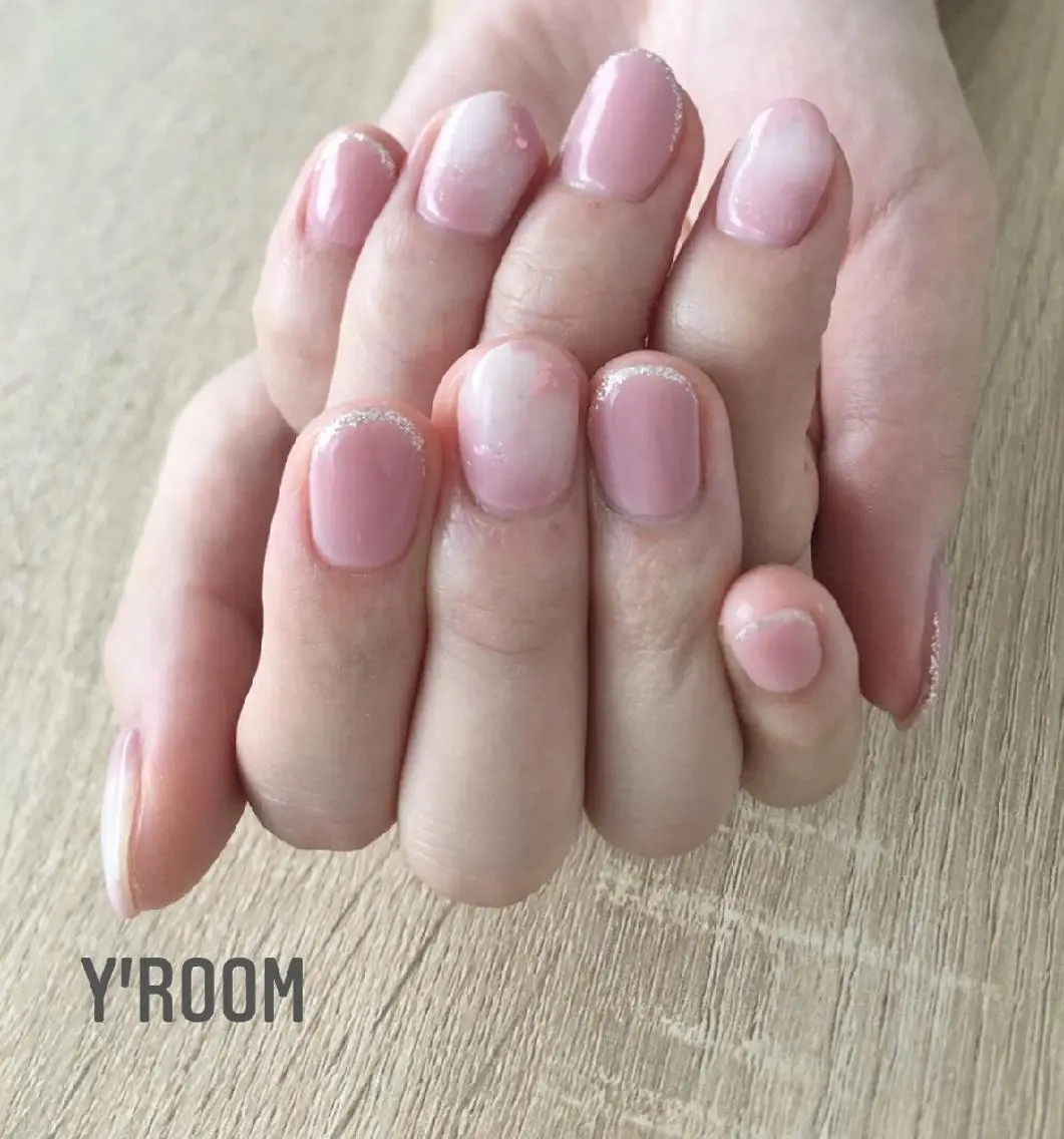 ネイル ジェルネイル ニュアンスネイル ワンカラーネイル パラジェル 夏ネイル ハンドネイル YUKA （ネイリスト）のネイルデザイン