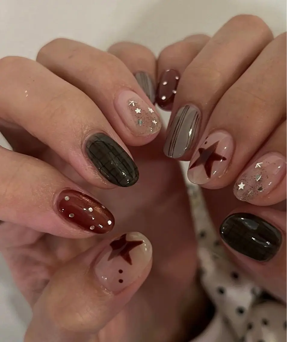 ネイル ジェルネイル パラジェル ネイルチップ NiJi Nailsのネイルデザイン
