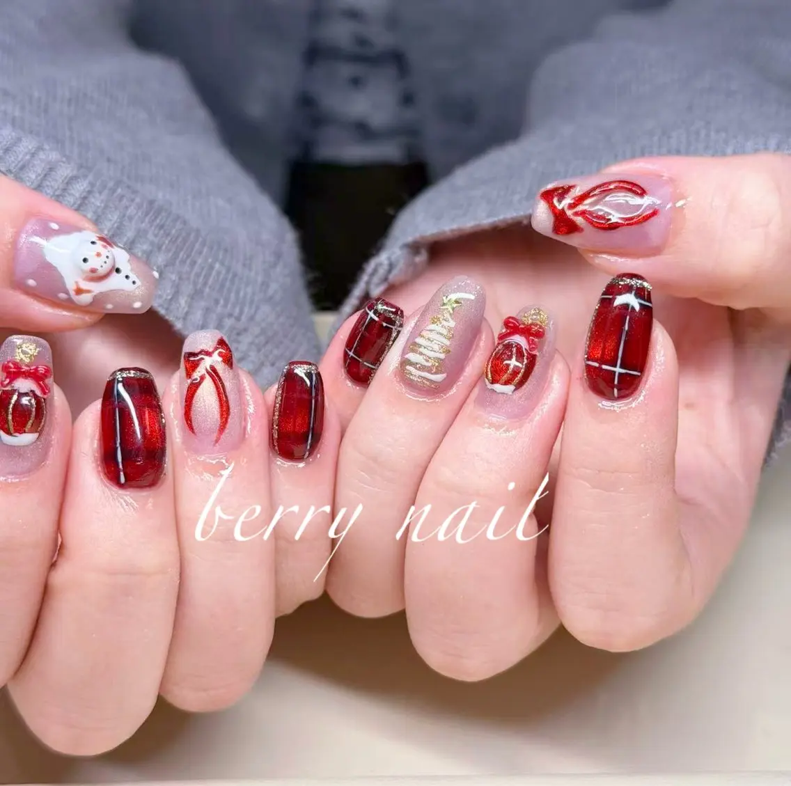 ネイル オーロラネイル チークネイル フレンチネイル ハート 韓国ネイル ハンドネイル berry nail jrネイリストのネイルデザイン