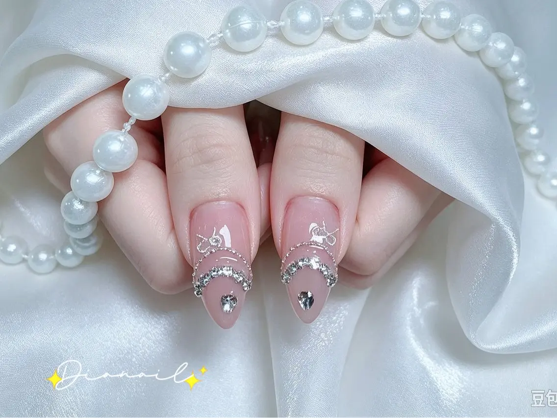 ネイル フットネイル 韓国ネイル レース マグネットネイル ニュアンスネイル ハンドネイル Dia nail サロンのネイルデザイン