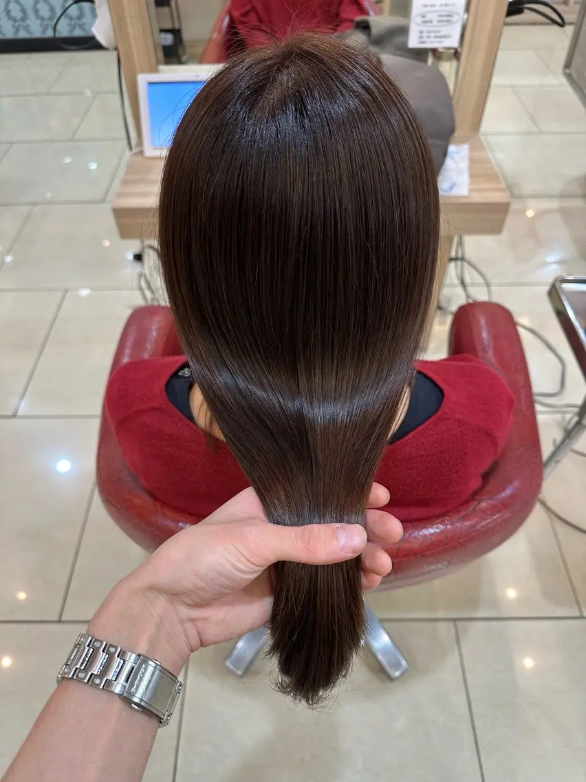 セミロング カット トリートメント 小坂直輝【髪質改善・ 似合わせカット】のヘアスタイル