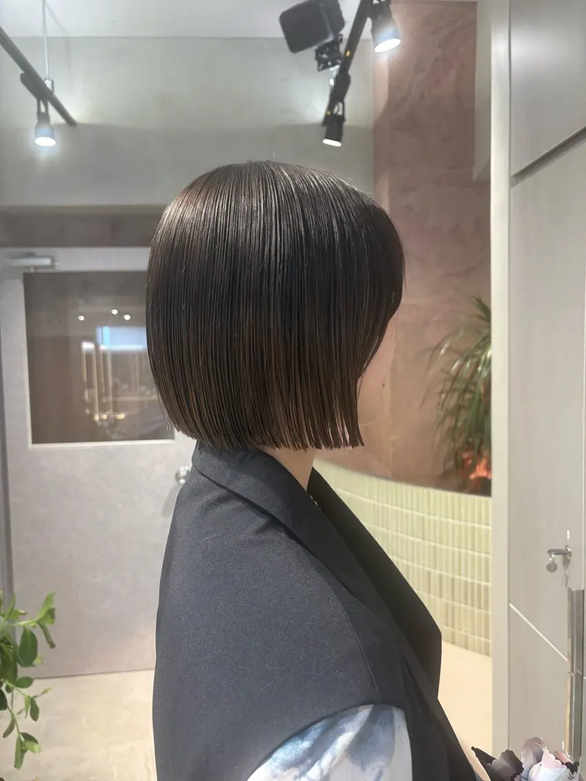 ミディアム オリーブベージュ/ボ ブ縮毛矯正たまき🧡のヘアスタイル