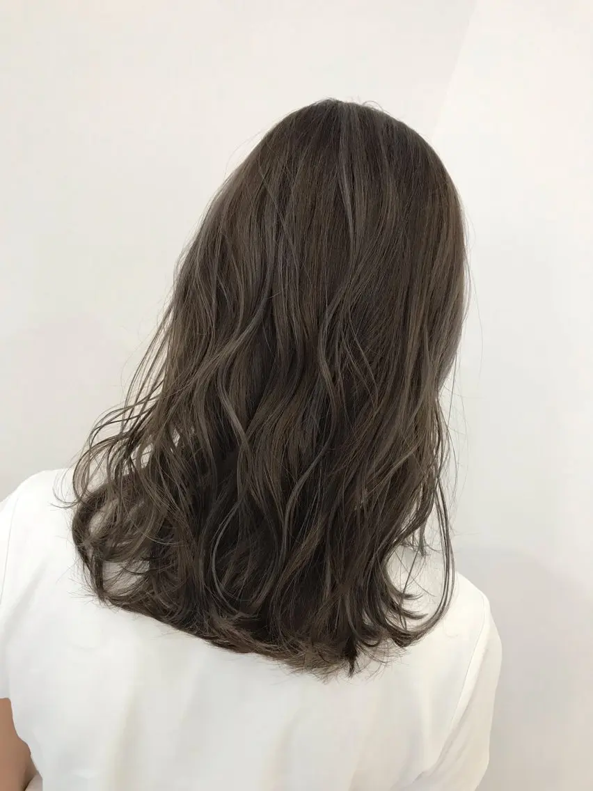 ミディアム カット ヘアカラー トリートメント 天王寺の美容師 わだひろしのヘアスタイル
