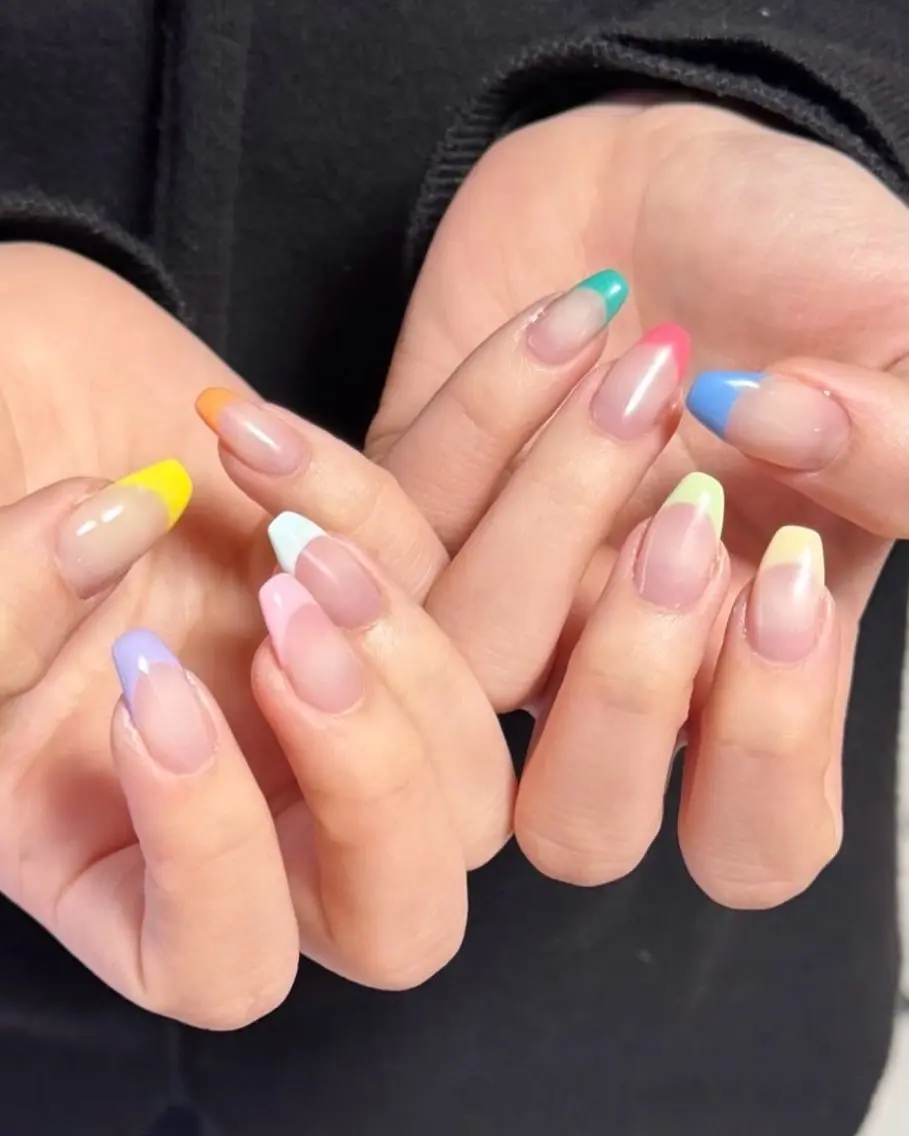 ネイル フレンチネイル ハンドネイル Liastella ibuのネイルデザイン