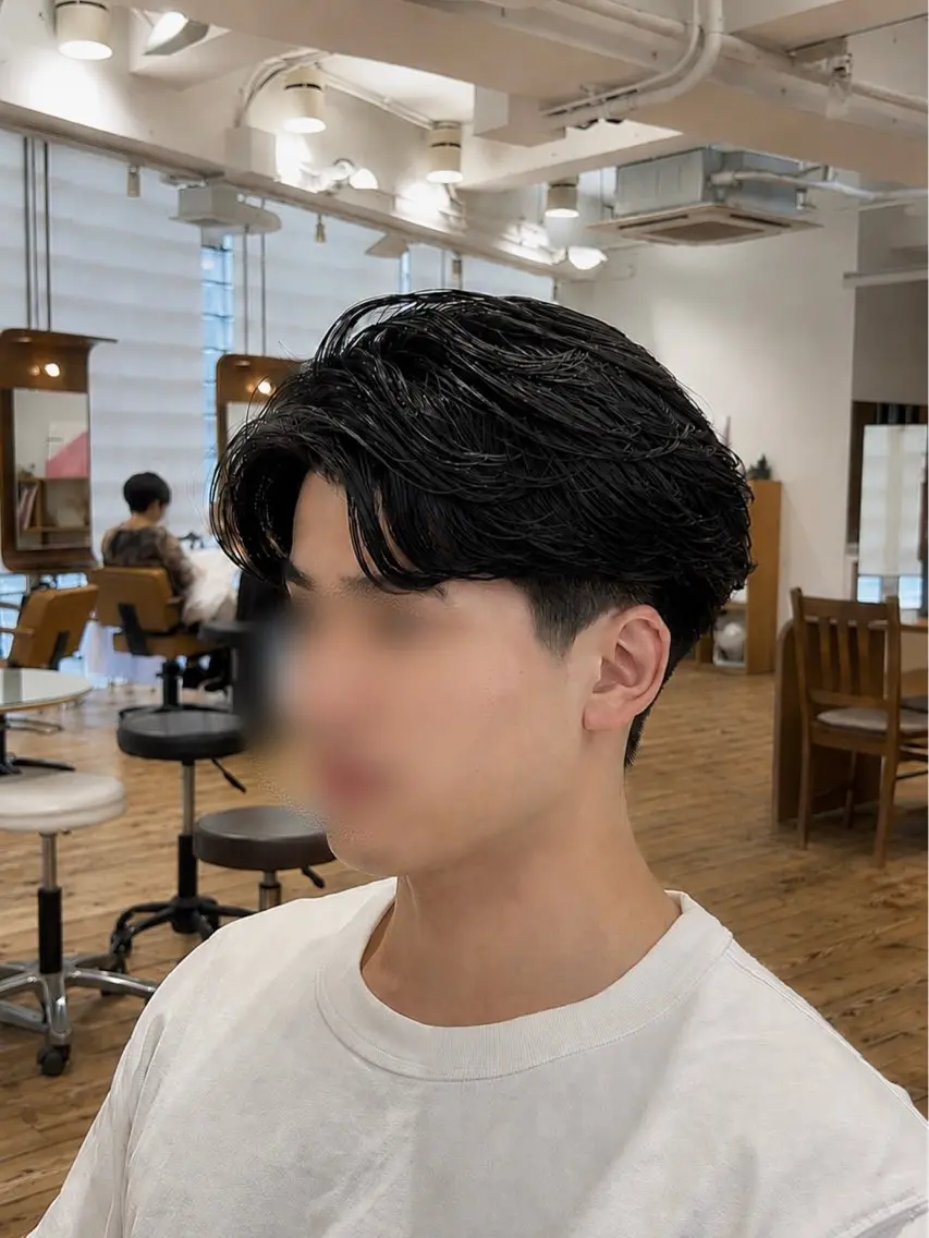 ミディアム パーマ メンズ ミディアムパーマ フェザーパーマ メンズパーマ ニュアンスパーマ カット パーマ Koki/ メンズヘア特化のヘアスタイル