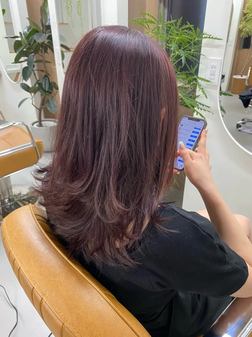 セミロング カラー ラベンダーカラー ラベンダーピンク ピンクカラー 檜 果歩のヘアスタイル