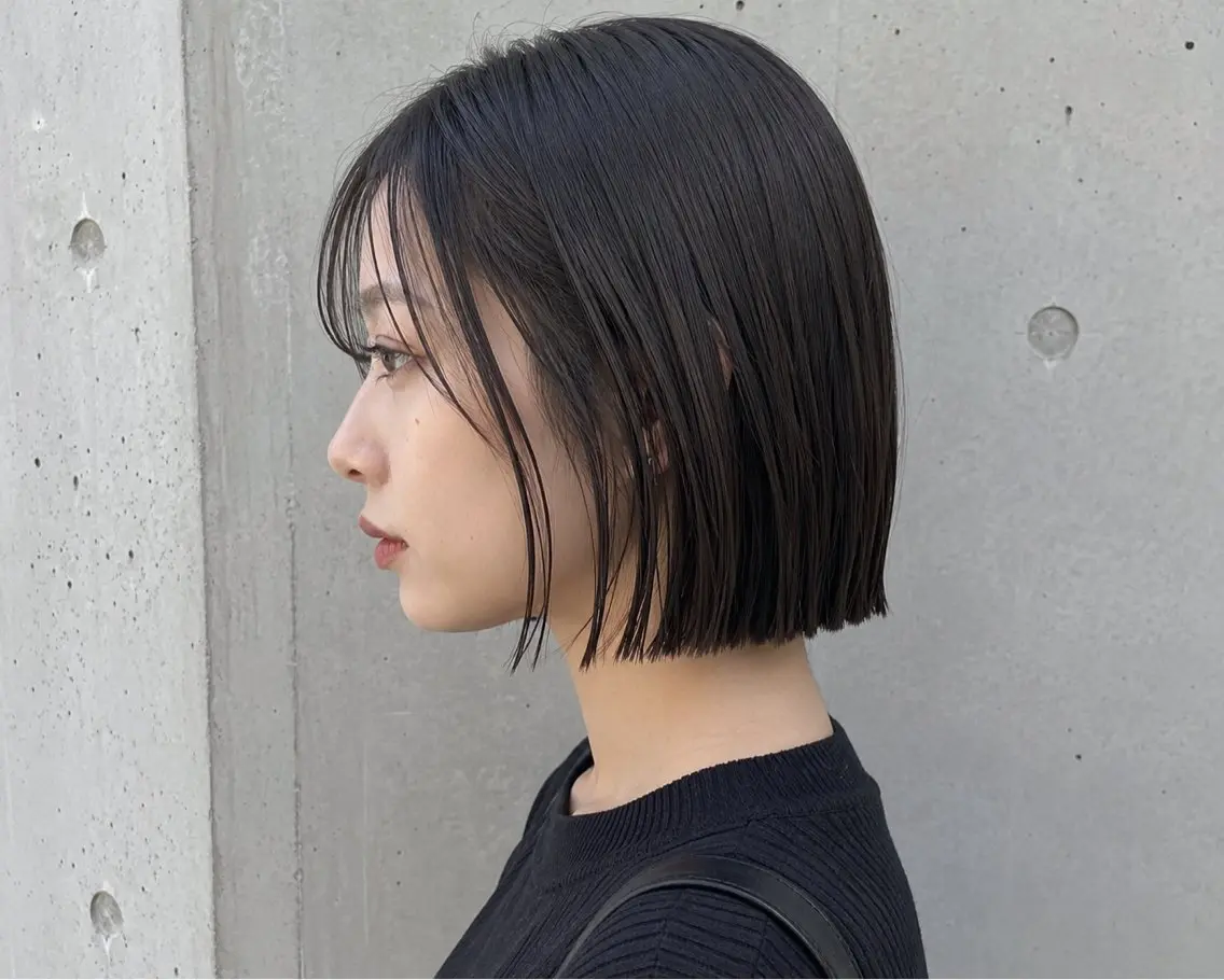 ミディアム 切りっぱなしボブ ボブ カット もえか /ブリーチカラーのヘアスタイル