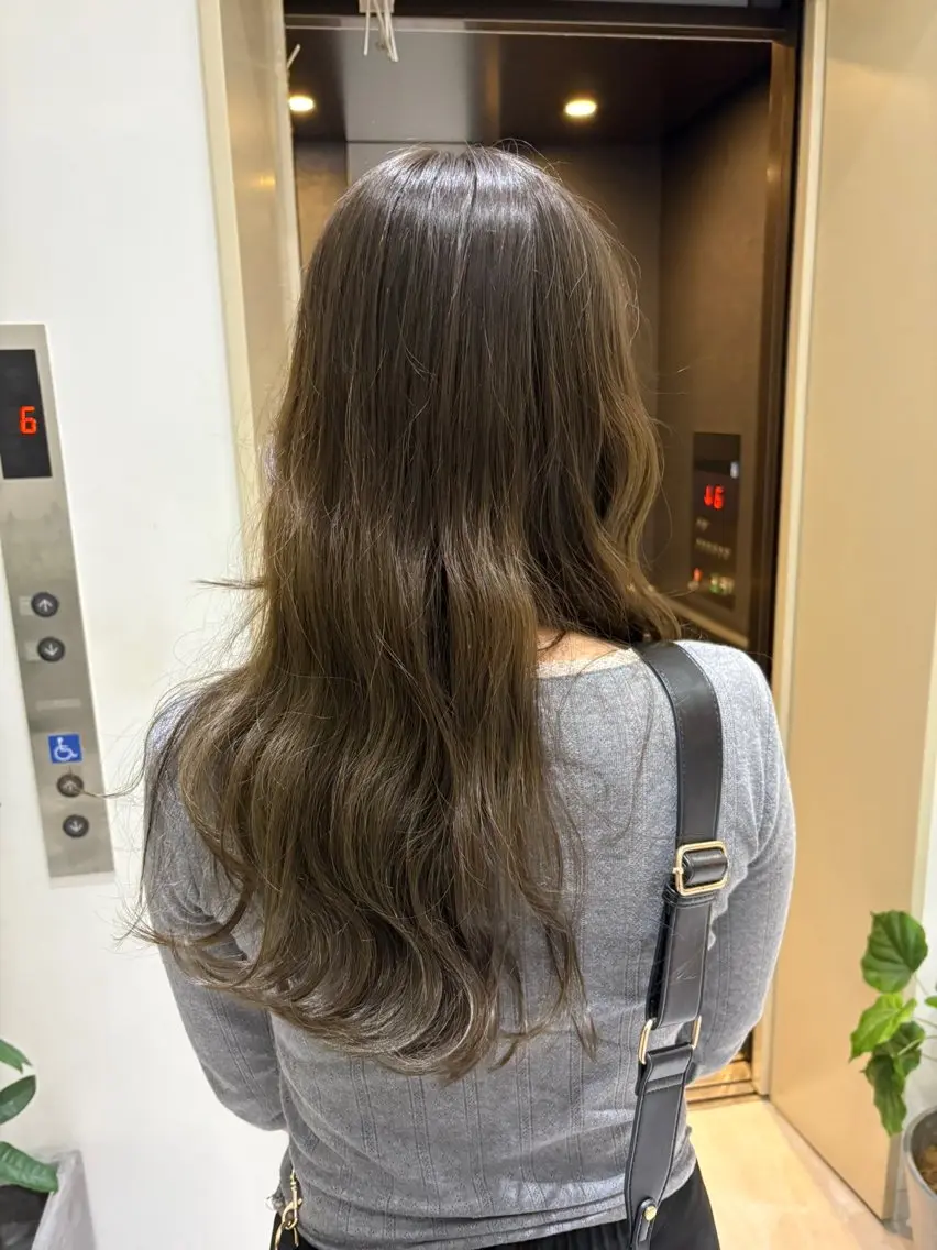 セミロング カラー ベージュカラー 透明感カラー フォギーベージュ オリーブベージュ ボブ カット ベージュ/ヘアセット 透明感/♡来村 瑚春のヘアスタイル