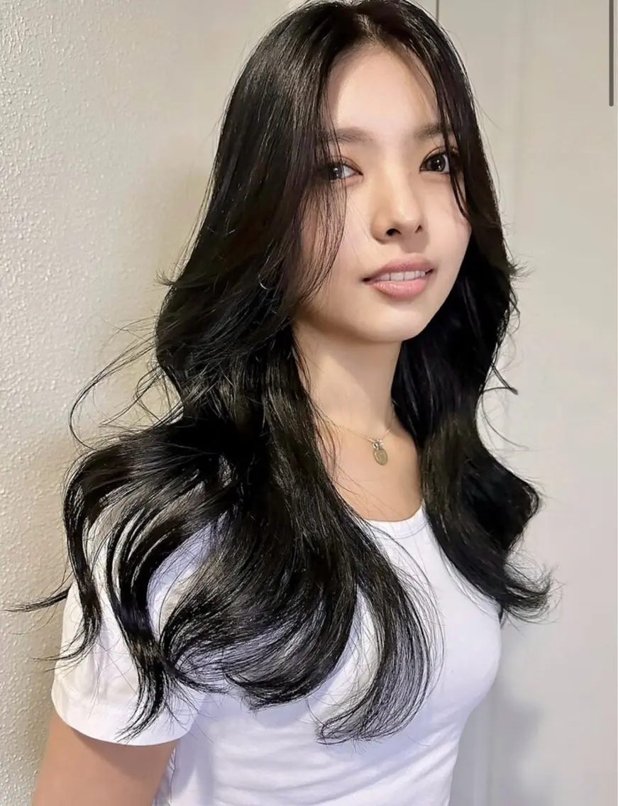 ロング カット ヘアカラー トリートメント 渡辺 鴻江のヘアスタイル