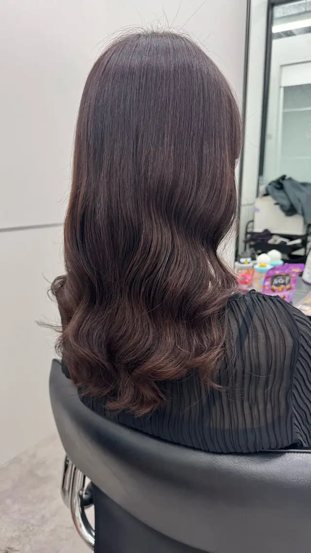 セミロング パーマ カット パーマ デジタルパーマ🫧 韓国風ヘア🫧サクラのヘアスタイル