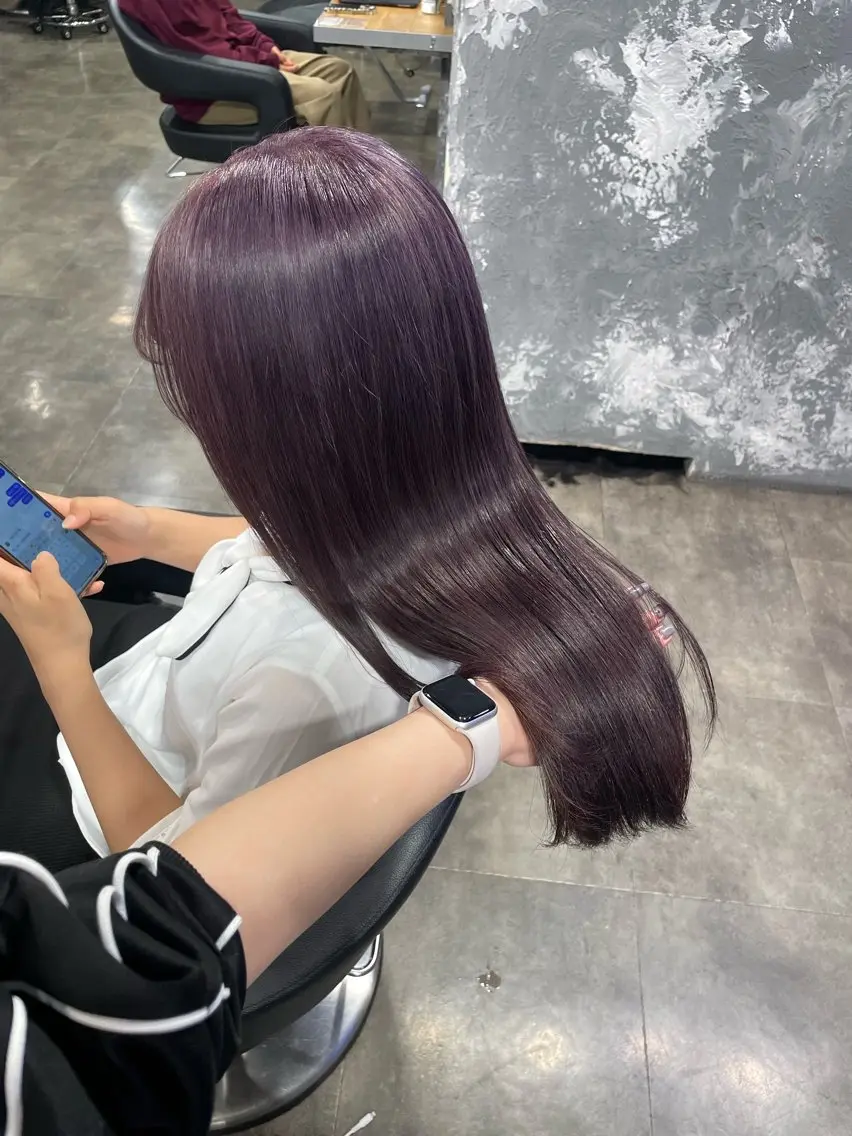 セミロング カラー ヘアアレンジ ラベンダーカラー 💎韓国/ レイヤー カット/ 暖色🫧のヘアスタイル