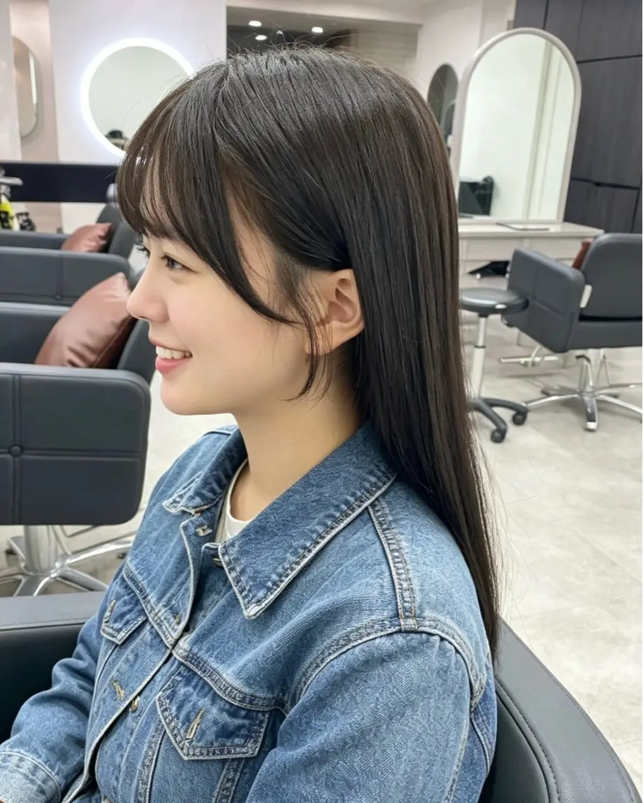 ロング 友田 千栄のヘアスタイル