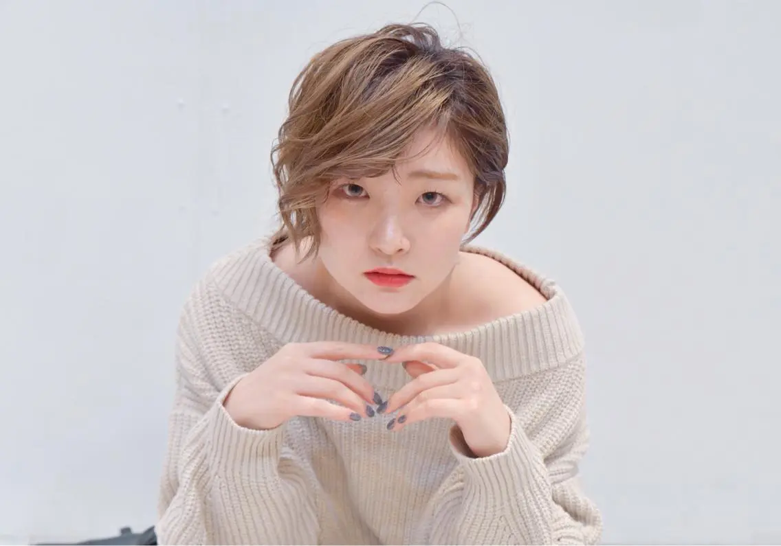 ミディアム カラー レイヤーカット Suzuki Atsushiのヘアスタイル