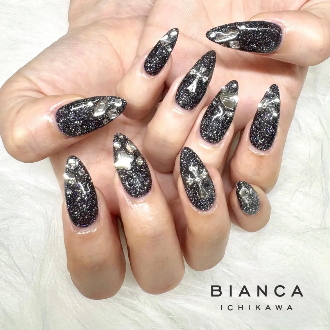 ネイル Bianca 石井🎀のネイルデザイン