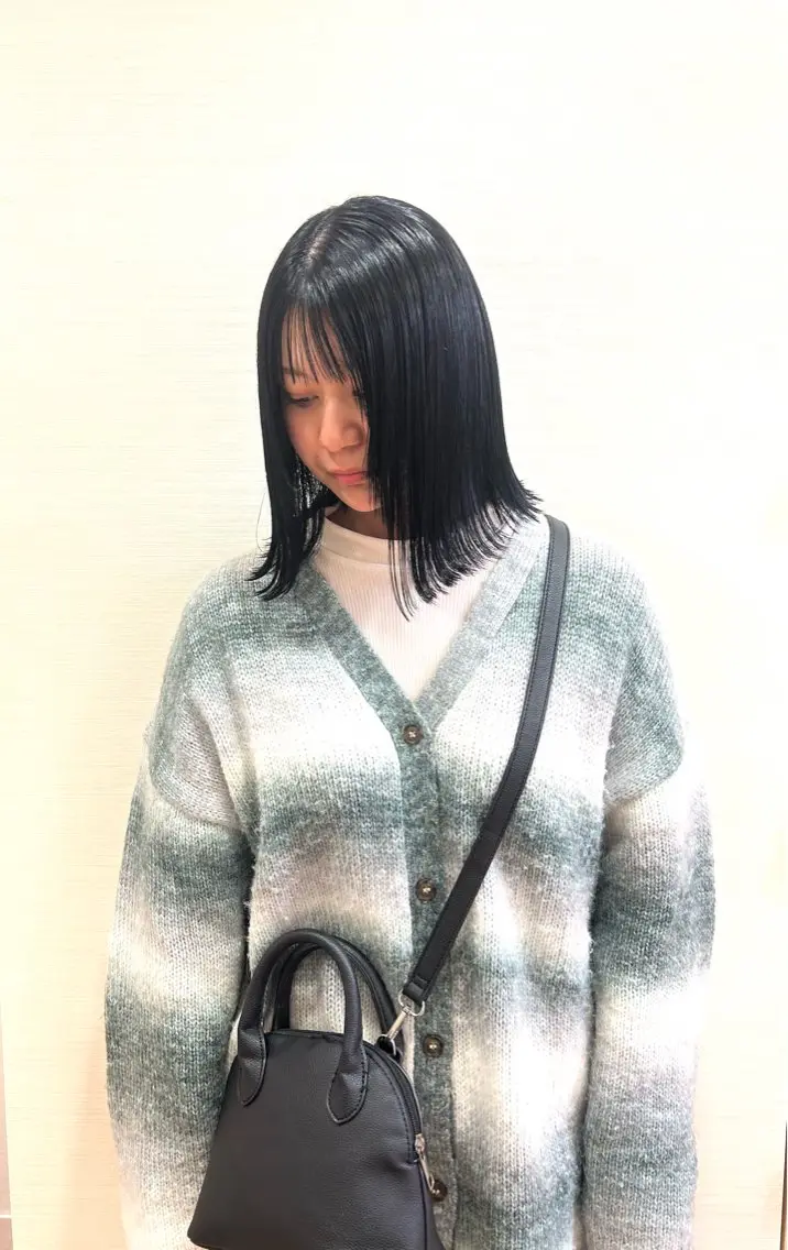 ミディアム カラー ブリーチ ブルーカラー ミ ユのヘアスタイル