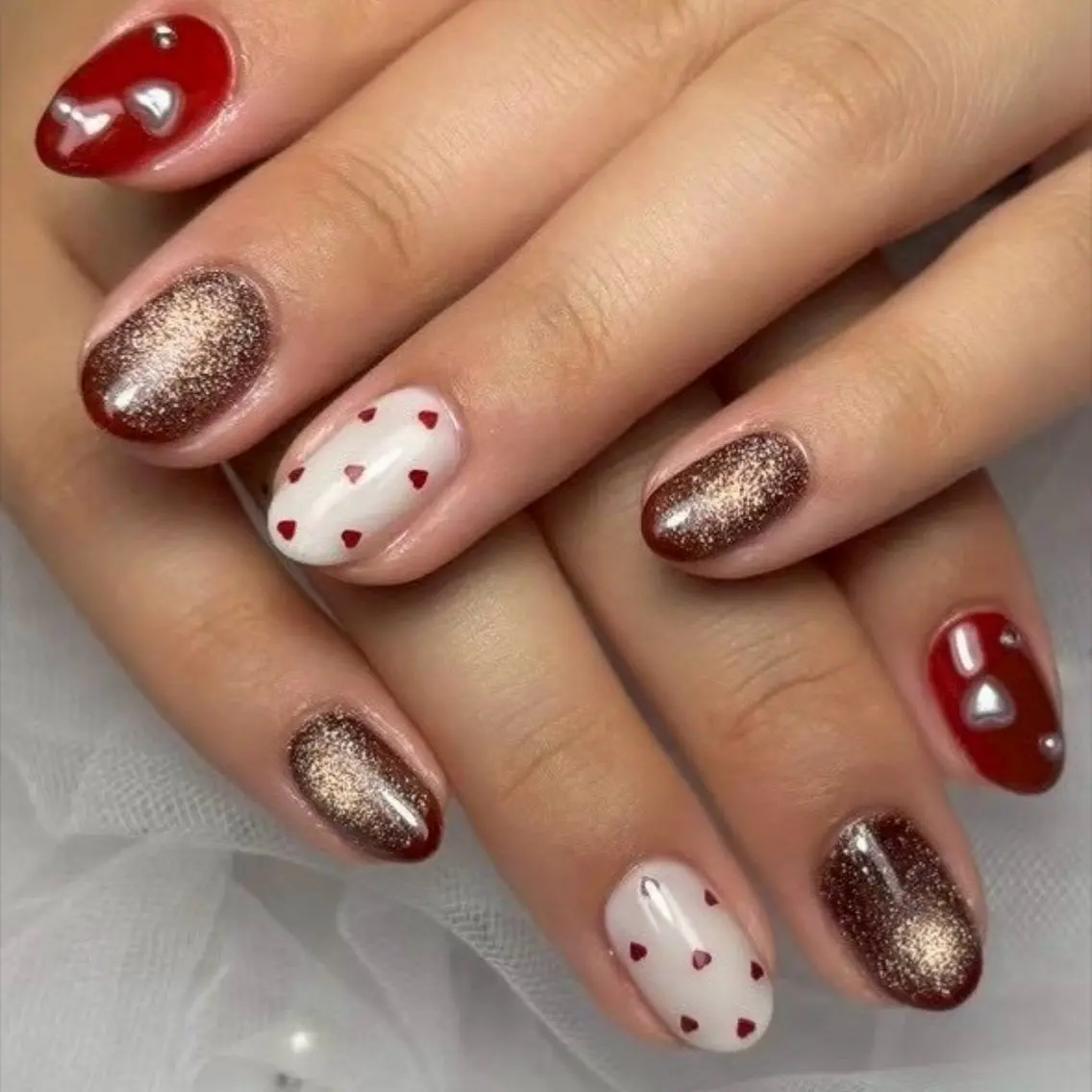 ミディアム ruby nailのネイルデザイン