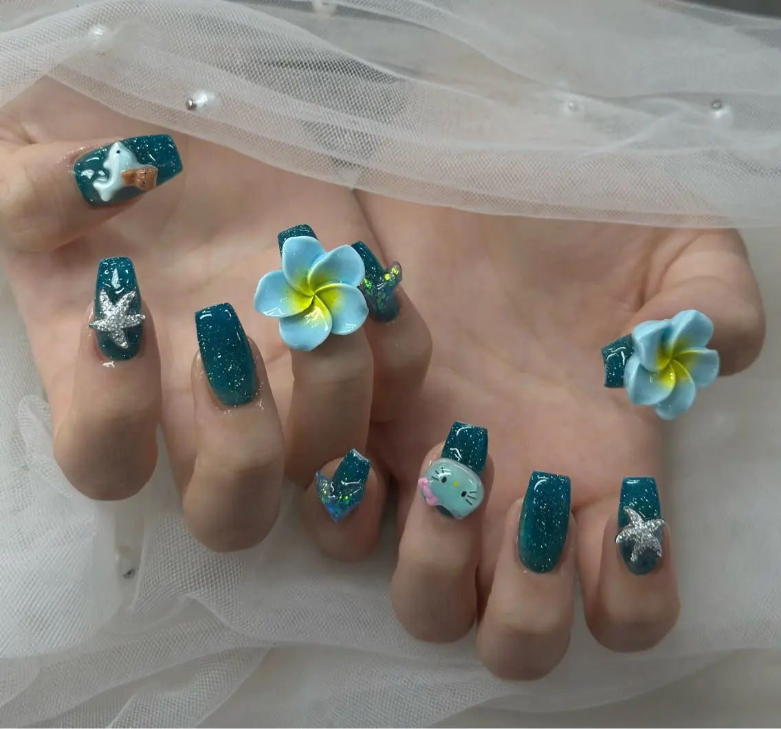 ネイル ハンドネイル R Nailのネイルデザイン