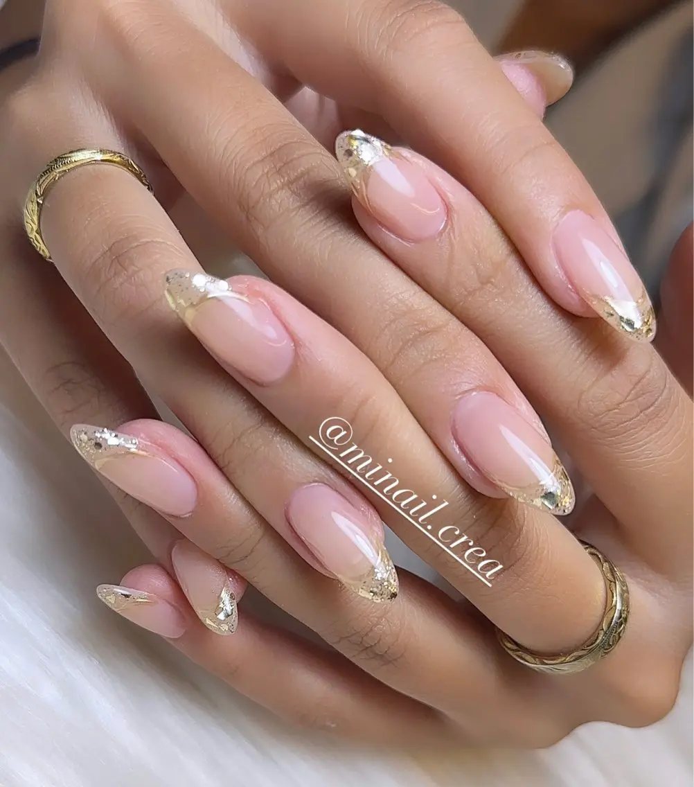 ネイル フレンチネイル ジェルネイル ガラスフレンチ ゴールド キラキラネイル ハンドネイル CReA nailのネイルデザイン