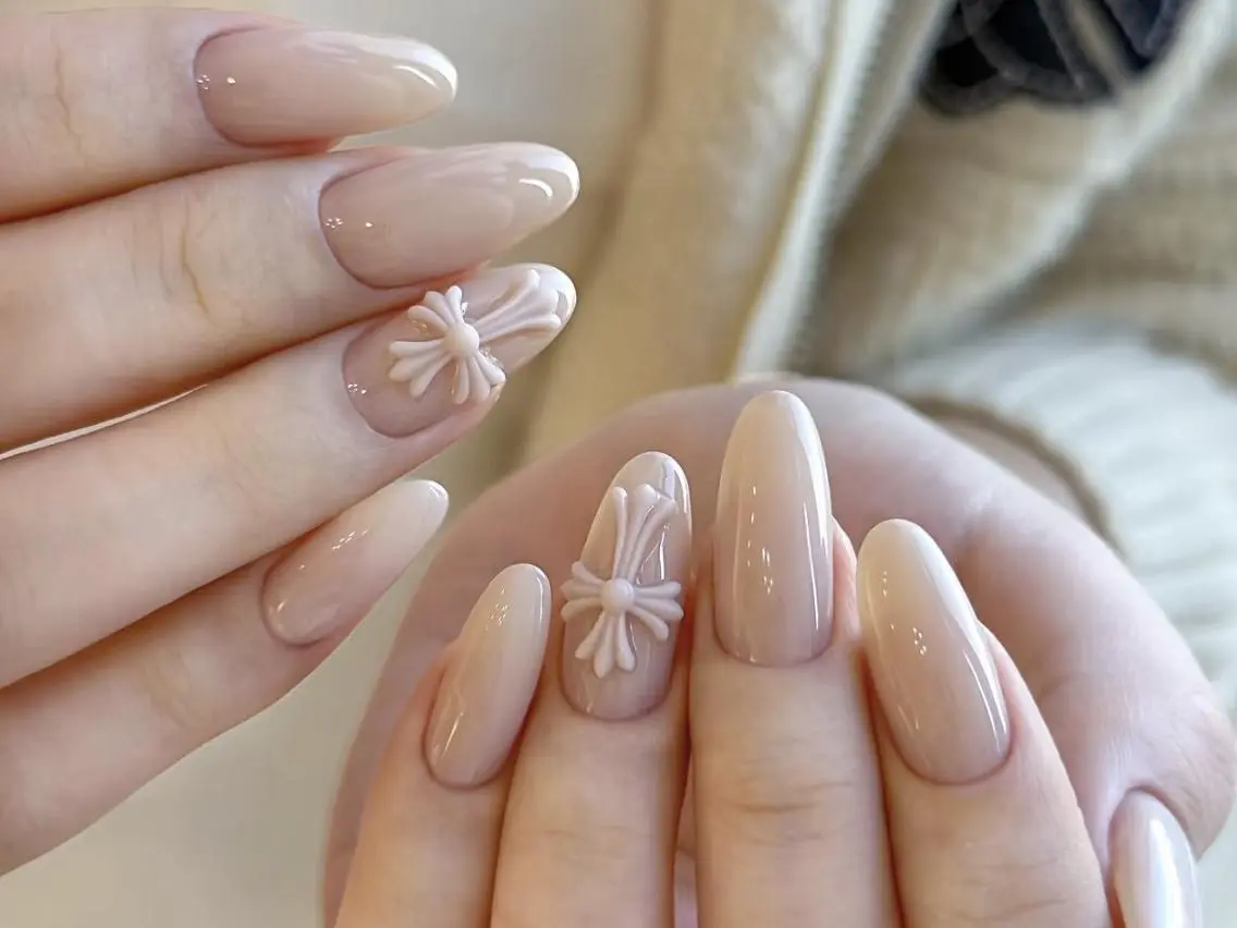 ネイル ハンドネイル ハンドケア MoonNail リサのネイルデザイン
