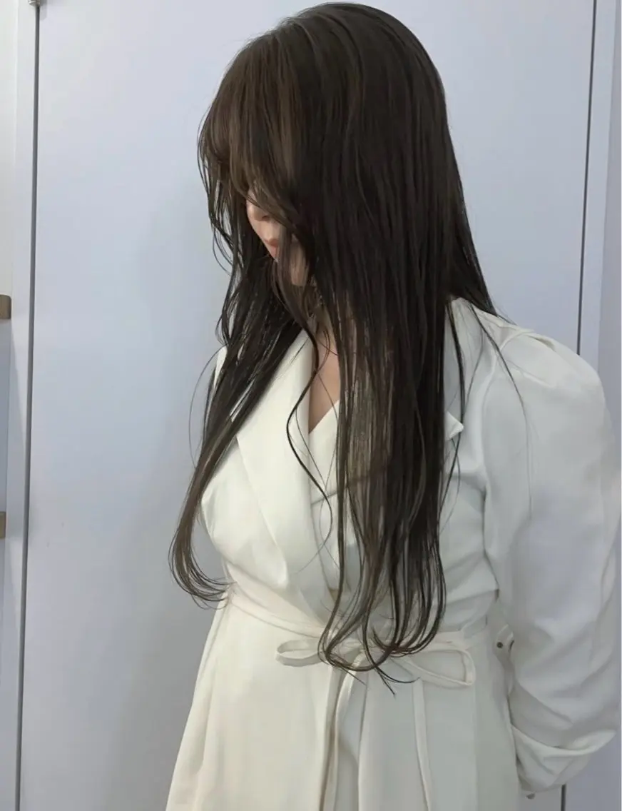 ロング 🫧透明感艶カラー 🥣Ousuke💫のヘアスタイル