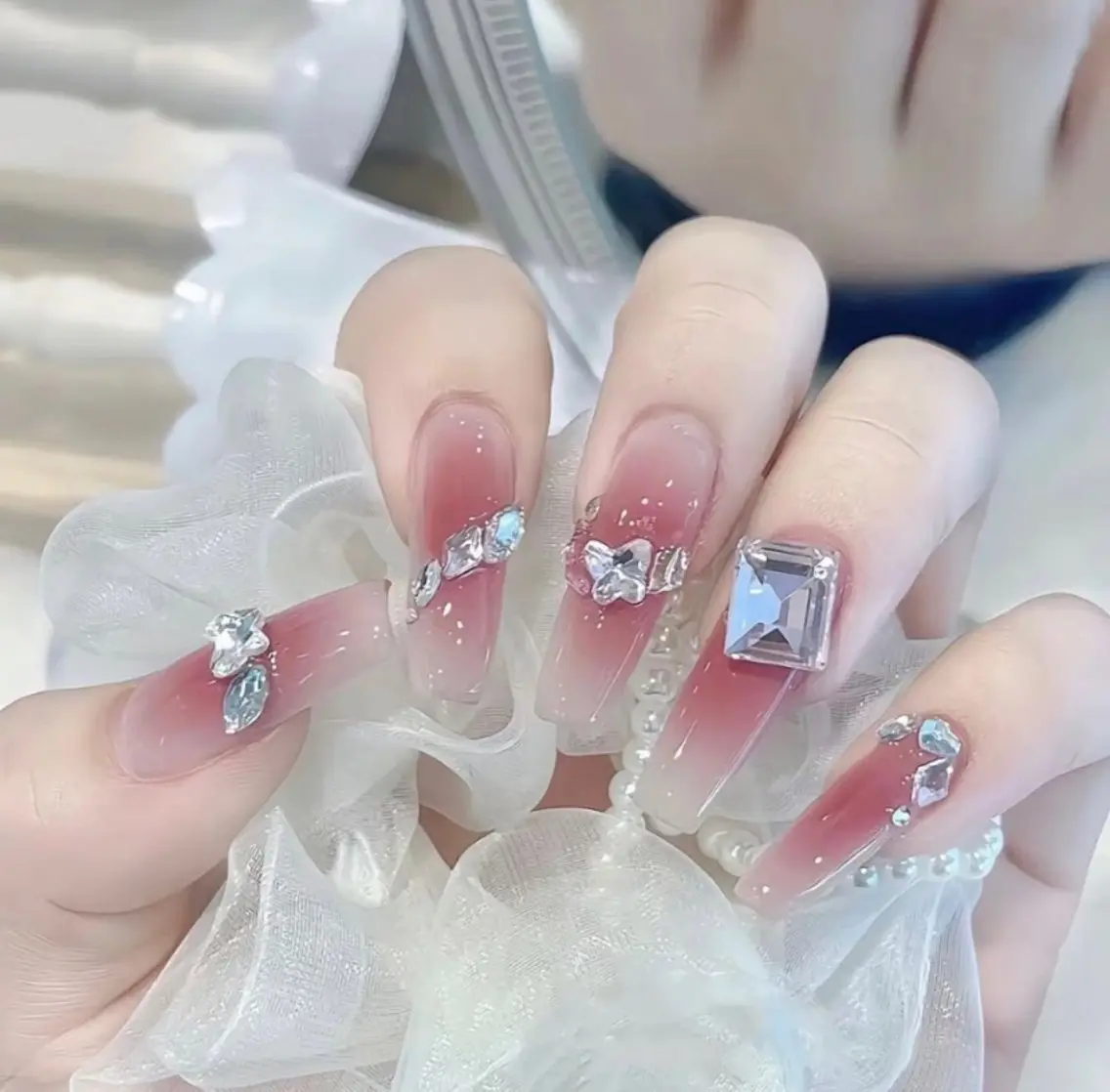 ネイル 🎀kira 長さだし💗モチ最高のネイルデザイン