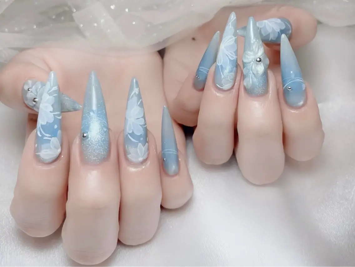 ネイル 長さ出し フットネイル ジェルネイル 韓国ネイル マグネットネイル ハンドネイル Huyn Nail Shinjyukuのネイルデザイン