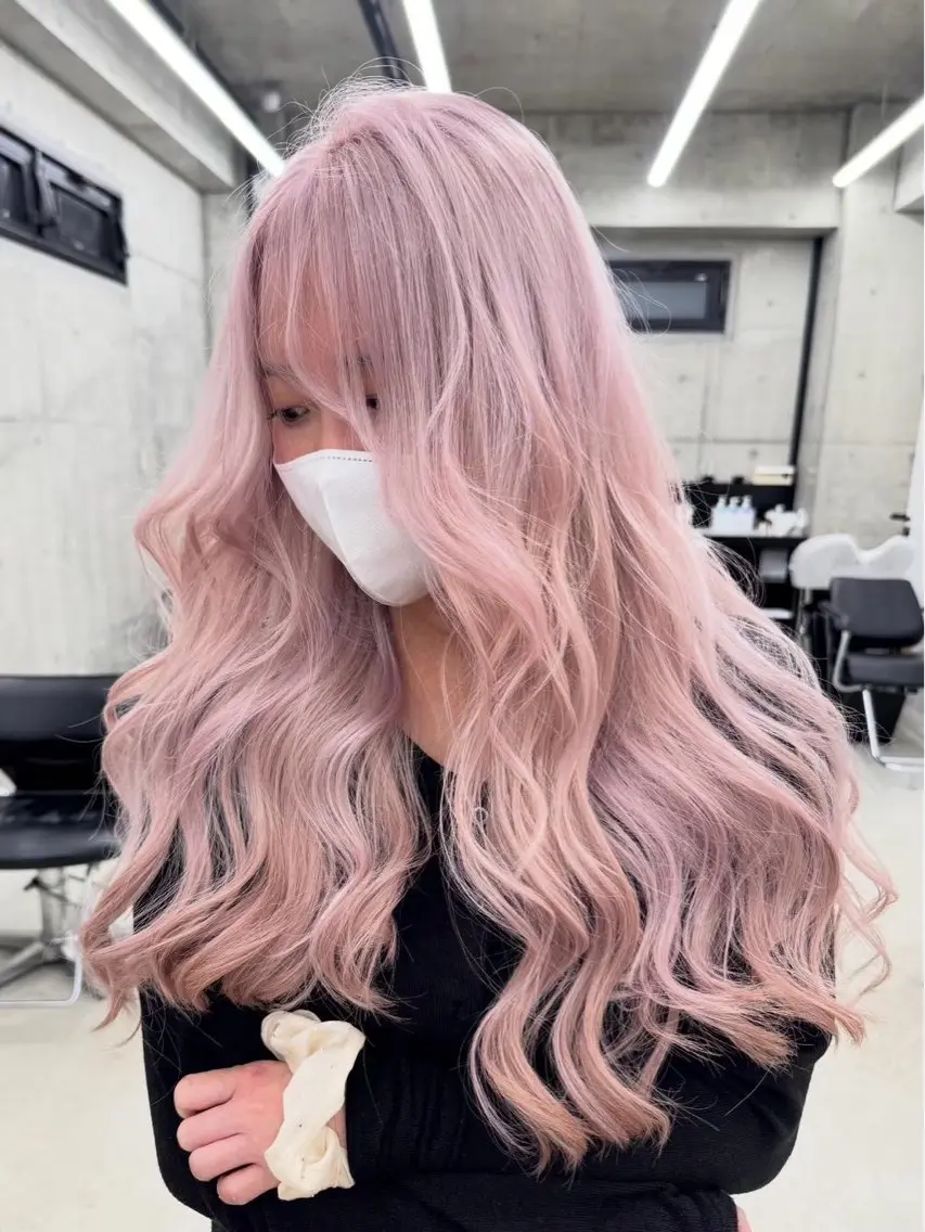 カラー ブリーチ ピンクカラー ヘアカラー 高橋 采江のヘアスタイル