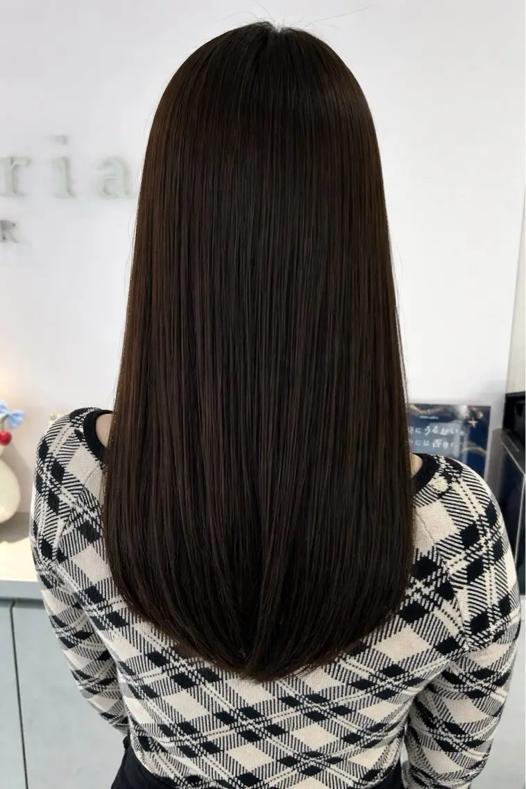 セミロング 髪質改善 縮毛矯正 yui/表参道 ラベンダーカラーのヘアスタイル