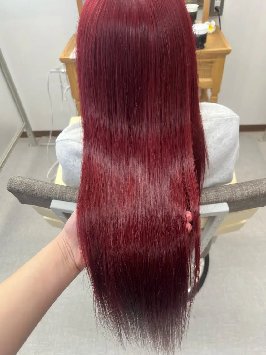 ロング カラー ブリーチ 松本 菜那のヘアスタイル