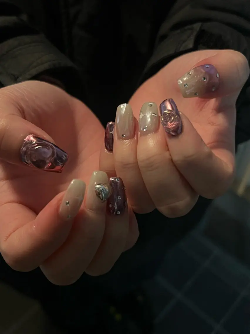 ネイル ハンドネイル Hata nail 🎀個性派ニュアンスのネイルデザイン
