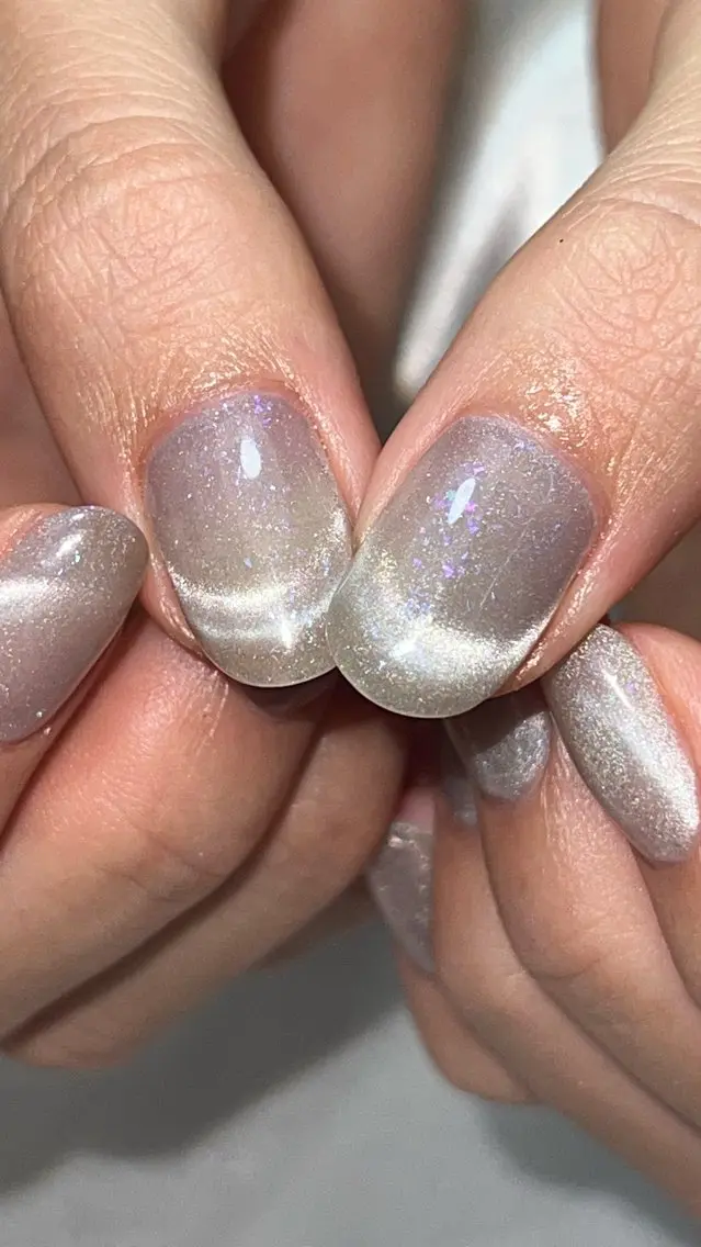 7月限定⭐️(オフ込み)ちゅるちゅるマグネットネイル💅の写真