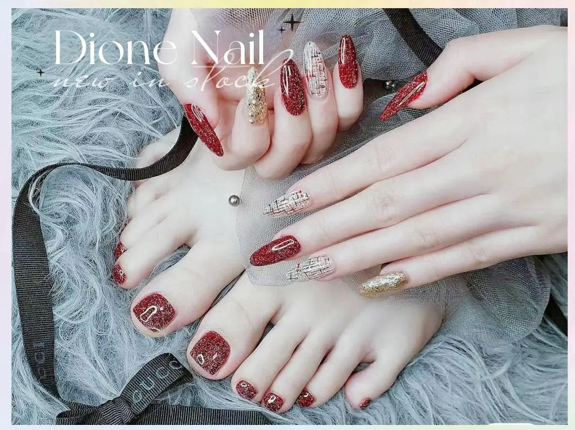 ネイル ハンドネイル フットネイル Dione ネイル専門店のネイルデザイン