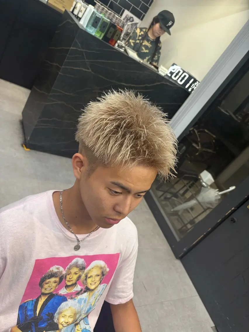 ショート カラー ヘアアレンジ メンズ スパイキーショート ショートヘア カット ヘアカラー ヘアセット men'slapis YUTOのヘアスタイル