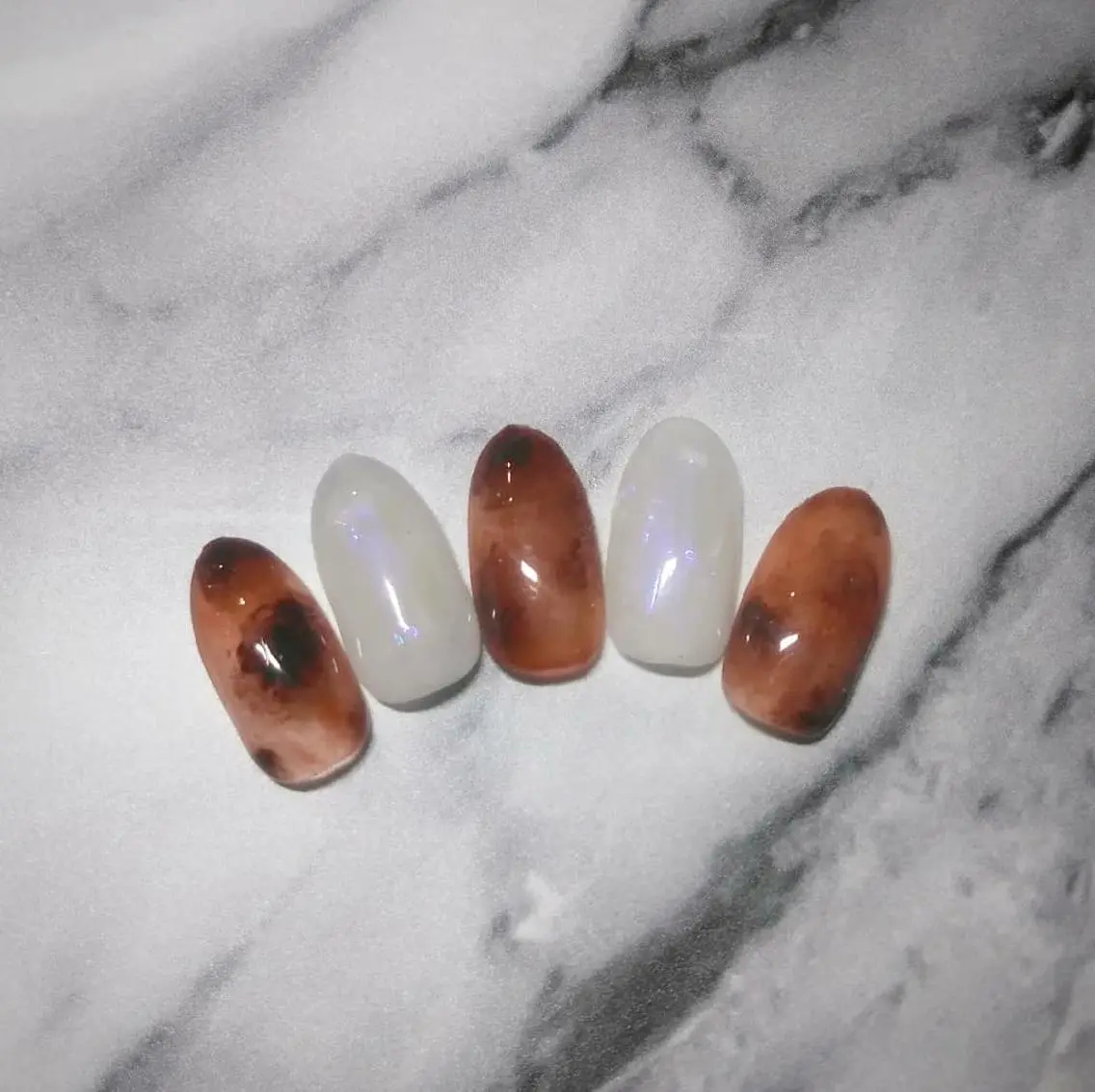 ネイル べっ甲ネイル ハンドネイル ハンドケア lylynail YUUKAのネイルデザイン