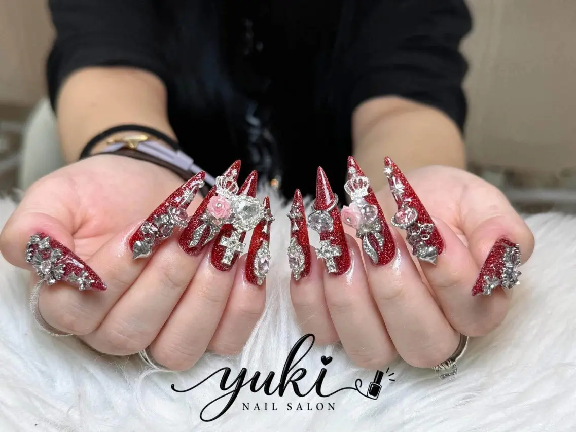 ネイル アートネイル ボルドー フレンチネイル ジェルネイル 氷ネイル・うるうるネイル ハンドネイル Yuki Nailsalonのネイルデザイン