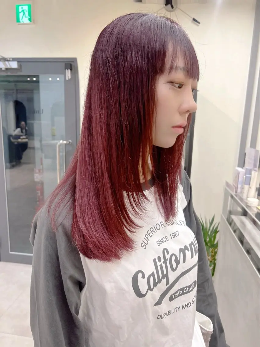 ミディアム カラー レッドカラー レイヤーカット メンズ レイヤー ウルフ 弓木啓輔のヘアスタイル