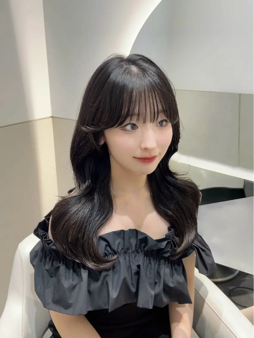セミロング カラー カット ヘアカラー トリートメント 🩷韓国ヘア/ヨシン モリ🩷Maikaのヘアスタイル