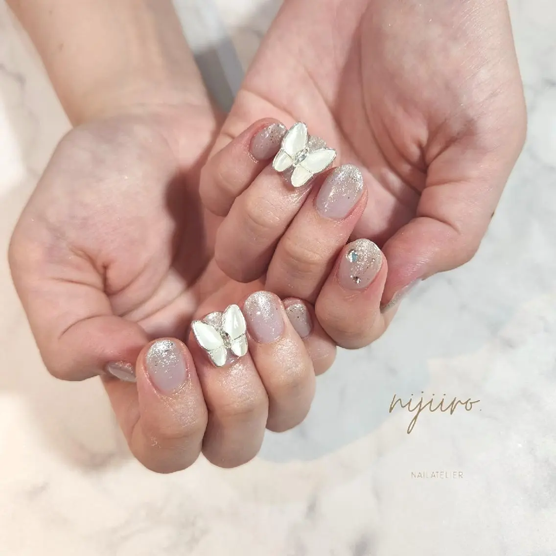 ネイル グラデーション ハンドネイル nijiiro🌈 サトウのネイルデザイン