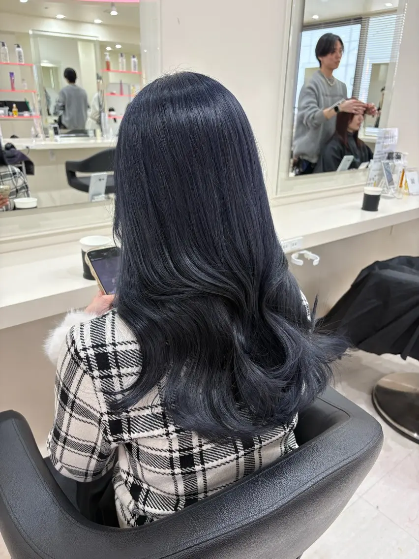 ロング カラー ヘアカラー 💟RINNA 艶カラー💟のヘアスタイル