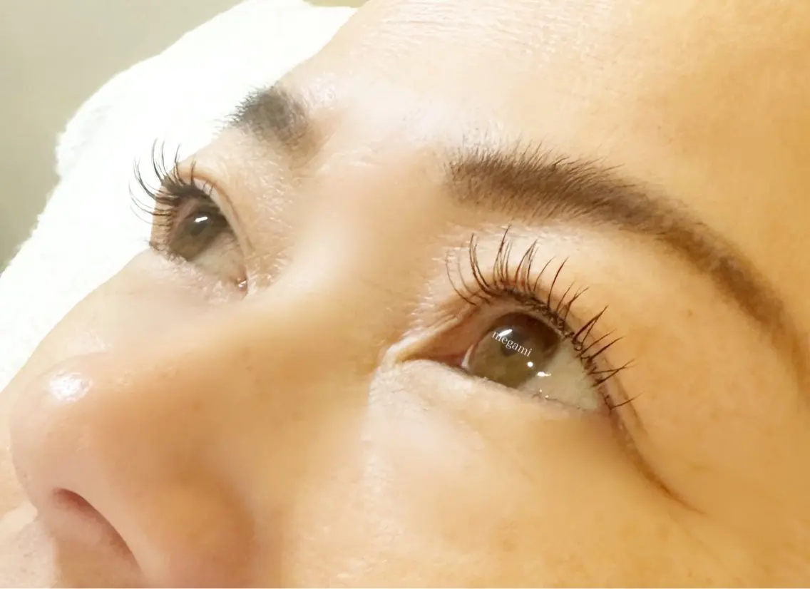 マツエク・マツパ マツエク eyelash目髪 瓢箪山店の眉毛・アイブロウイメージ