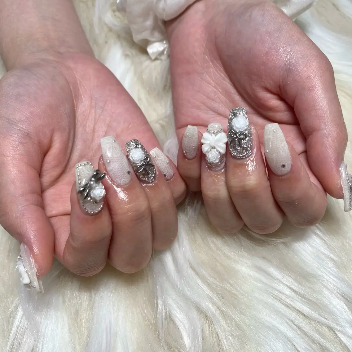 ネイル 長さ出し フレンチネイル ジェルネイル グラデーション 韓国ネイル ハンドネイル Nail&eye Belire 新宿のネイルデザイン