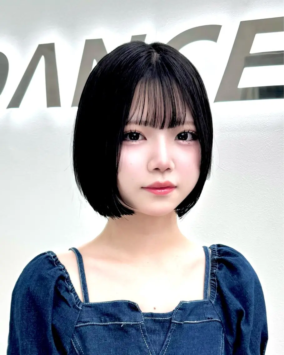 ショート カラー ヘアアレンジ カット ヘアカラー トリートメント ヘッドスパ ヘアセット 縮毛矯正🤍 ボブ/ HIKARIのヘアスタイル