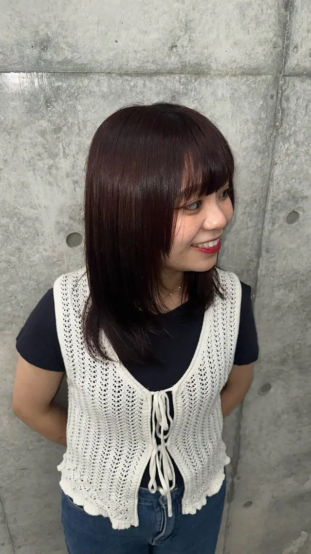 カラー HINA ．のヘアスタイル