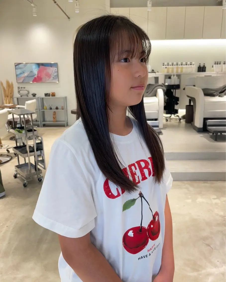 ロング 縮毛矯正 安西 香利奈のヘアスタイル