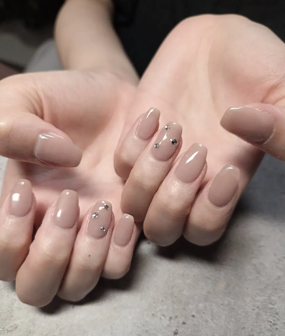 ネイル 長さ出し ジェルネイル キラキラネイル ラメ(グリッター) ラメグラデーション ハンドネイル flure de neige yukiのネイルデザイン