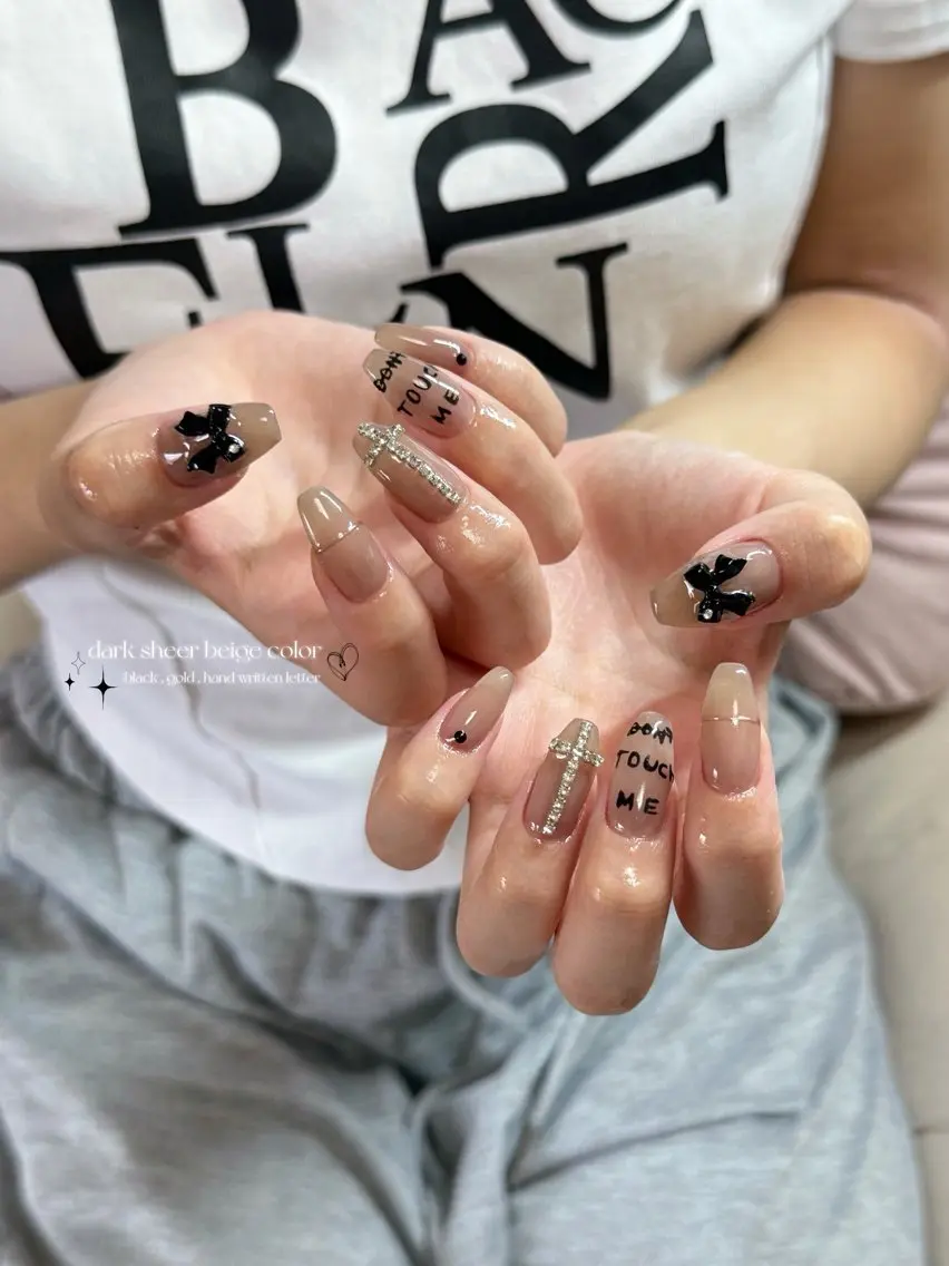 ネイル ハンドネイル nail salon rhuneのネイルデザイン