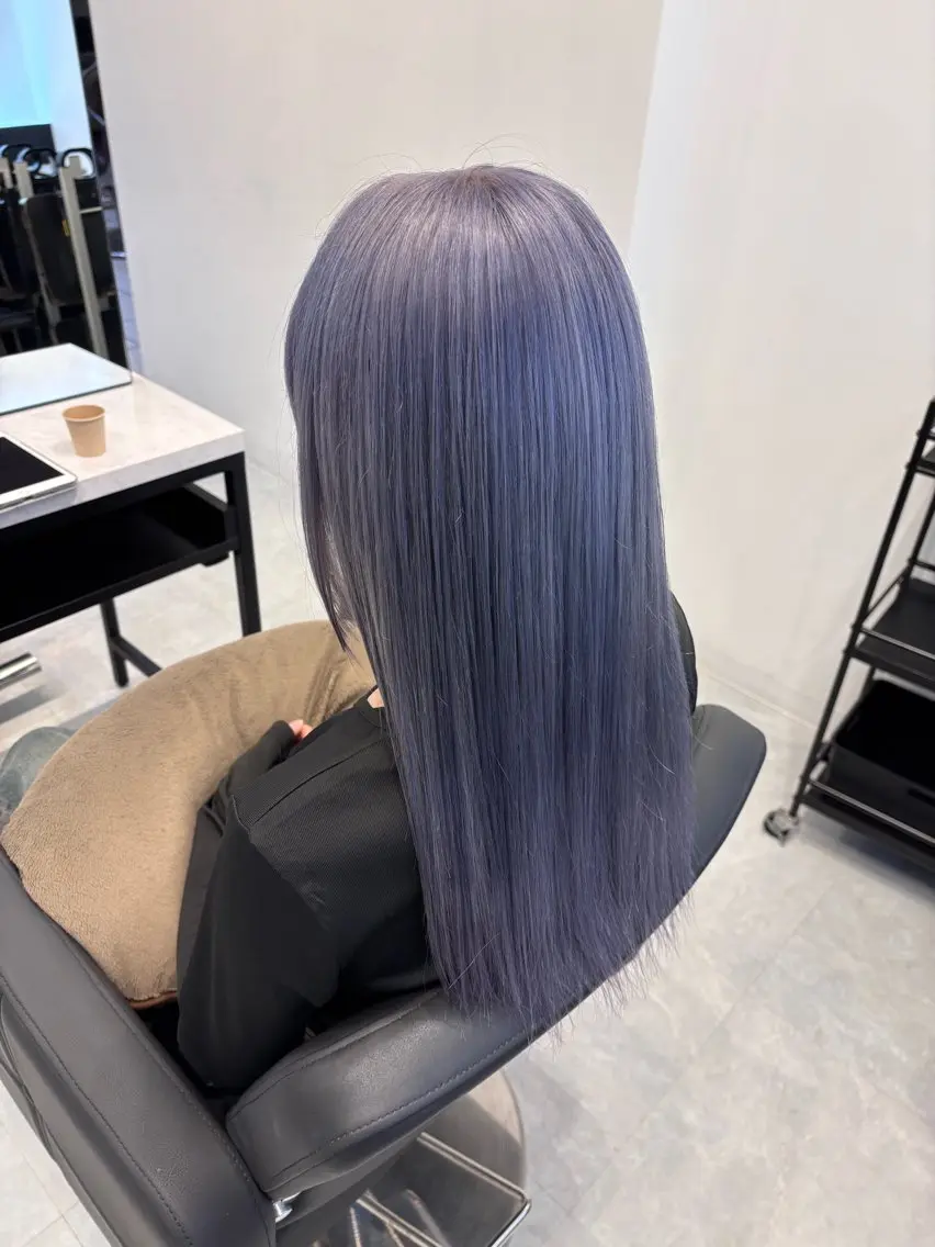 カラー ブリーチ 透明感カラー ダブルカラー グレージュ ハイトーンカラー ヘアカラー yui 練習モデル募集中のヘアスタイル